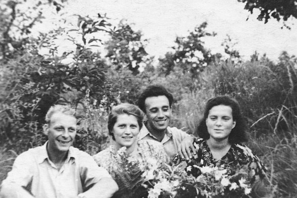 Nuestro amigo Mayeslav Satin con su esposa, el autor e Inna