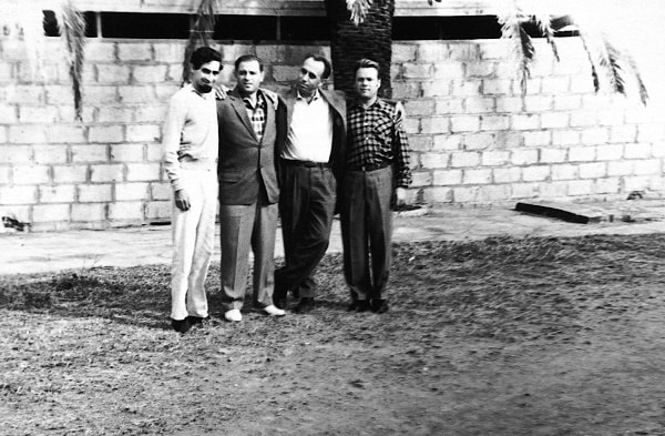 De izquierda a derecha, Enrique Zamorano, Pável Serguéev, Jefe de la Unidad de los marinos soviéticos, capitán de navío, el autor del libro y el capitán de fragata Shkipin